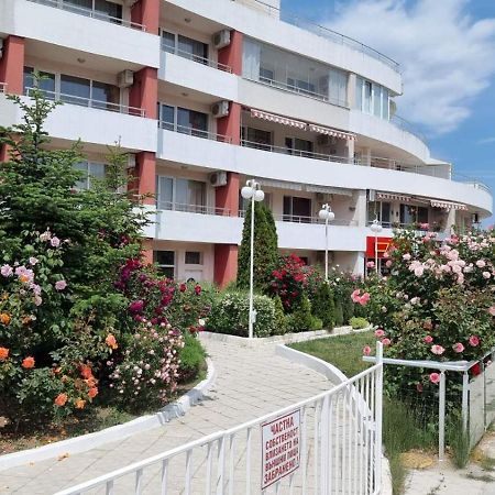 Luxurious Studios Nani Kranewo Exterior foto